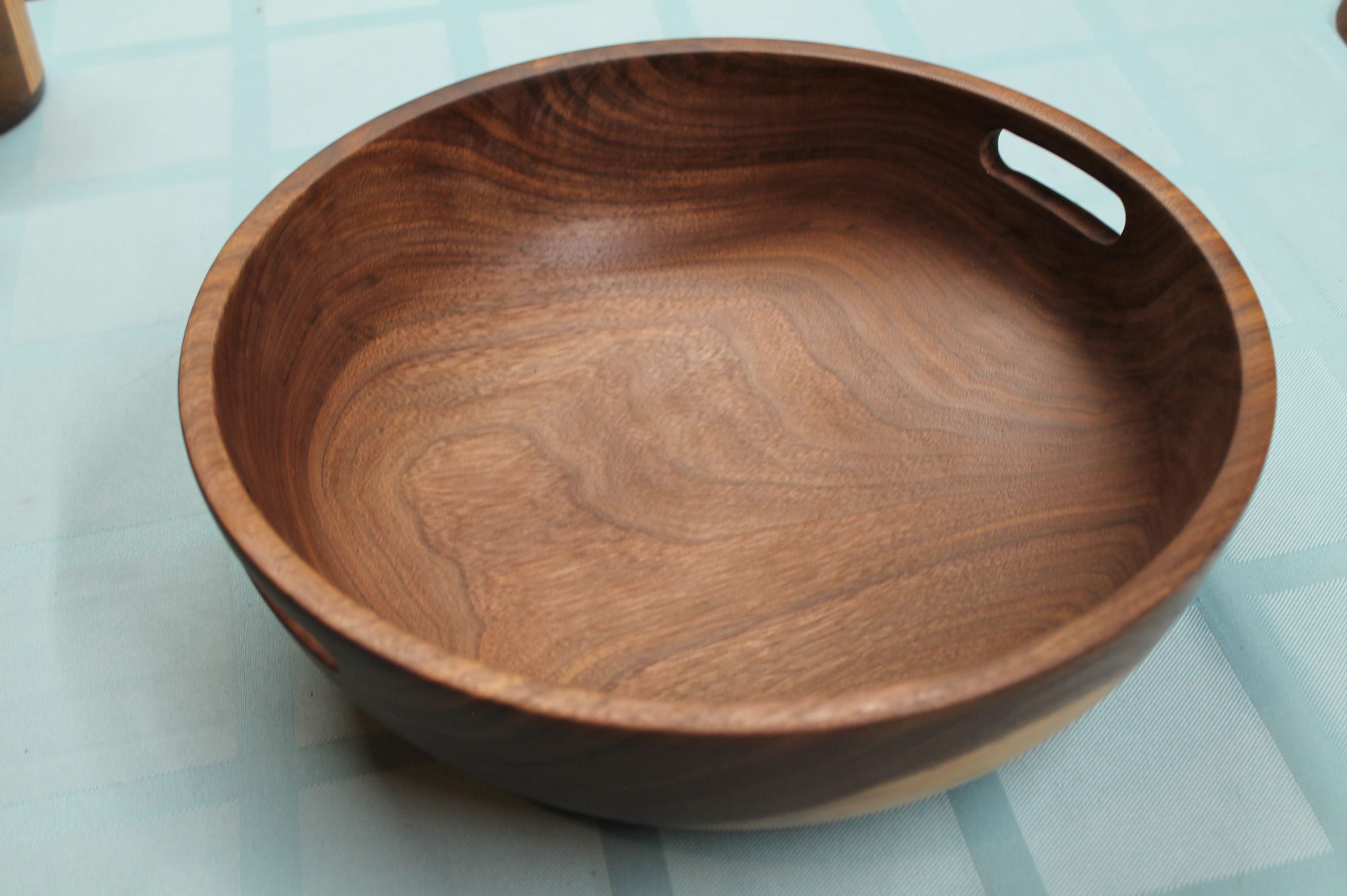 Walnut salad bowl with handles