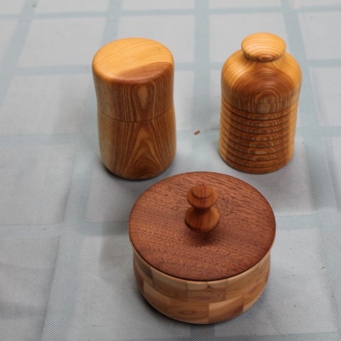Threaded turned boxes 3